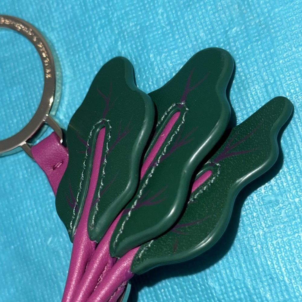 Kate Spade Harvest Time 3D Beet Vegetable Keychain/Bag Charm - Picture 7 of 9